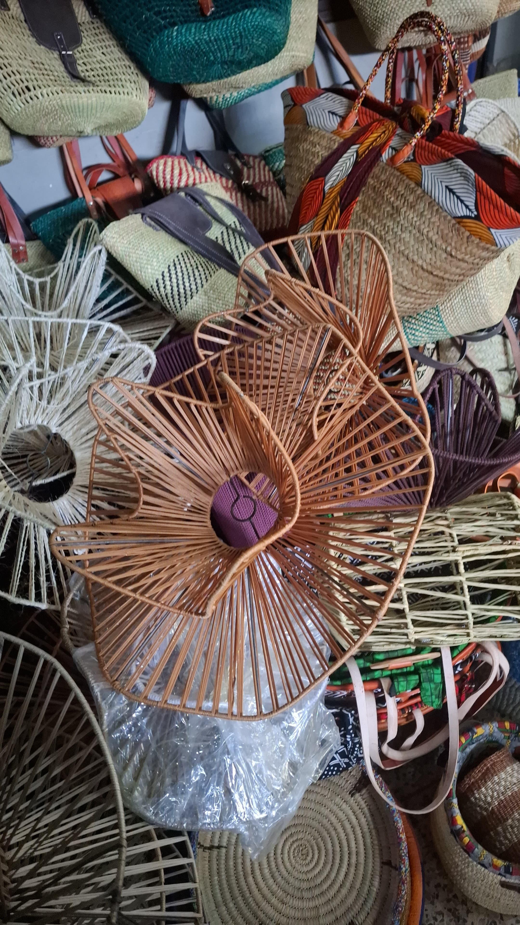 Double layered lampshade 