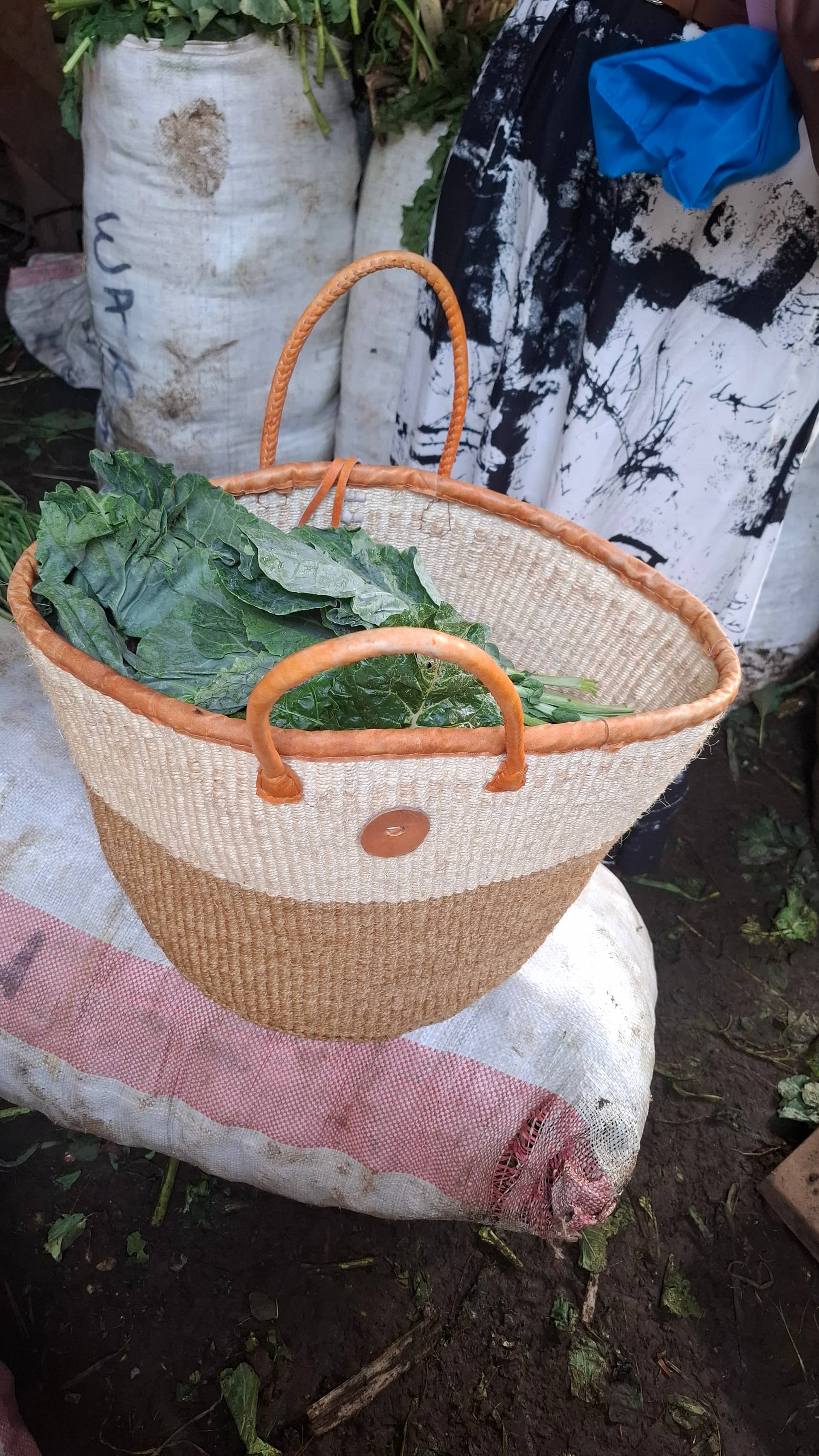 Kiondo size 14
