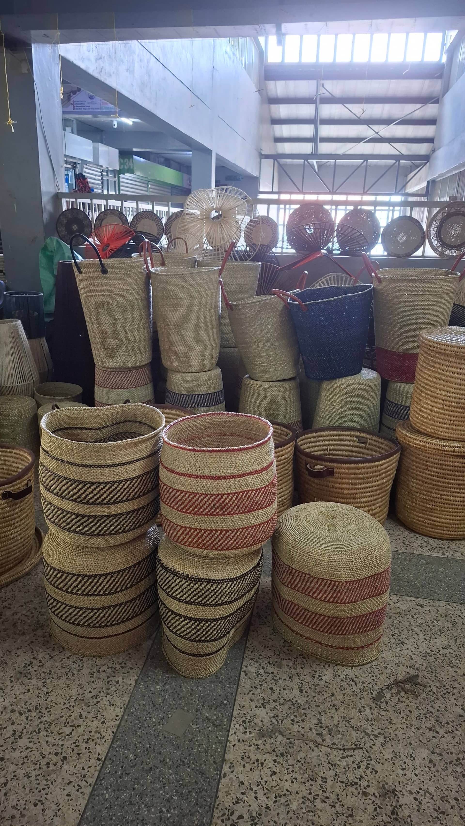 14 inch iringa basket